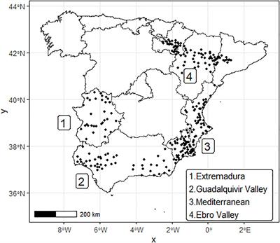 Agroclimatic Metrics for the Main Stone Fruit Producing Areas in Spain in Current and Future Climate Change Scenarios: Implications From an Adaptive Point of View